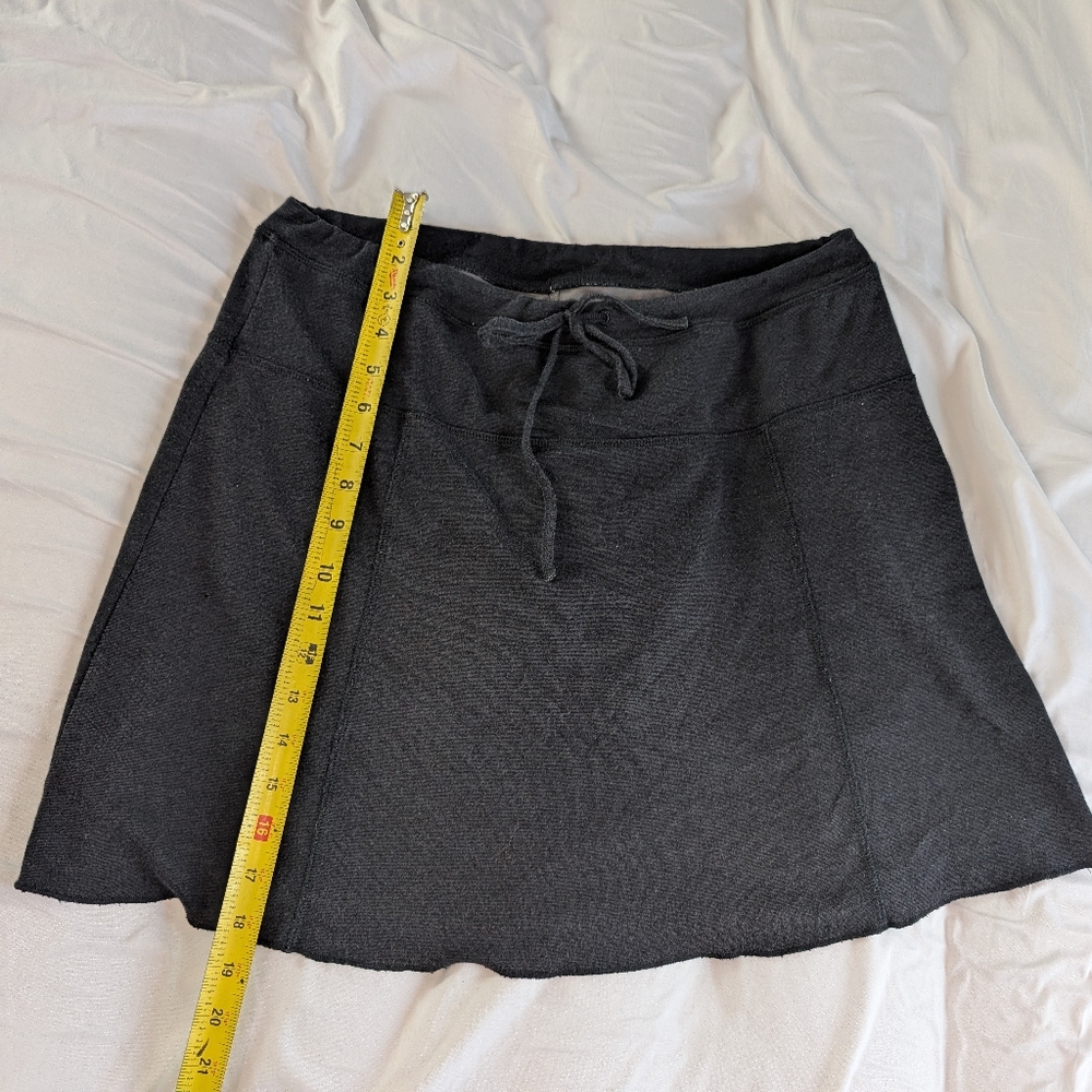 Horny Toad Size Large Skort